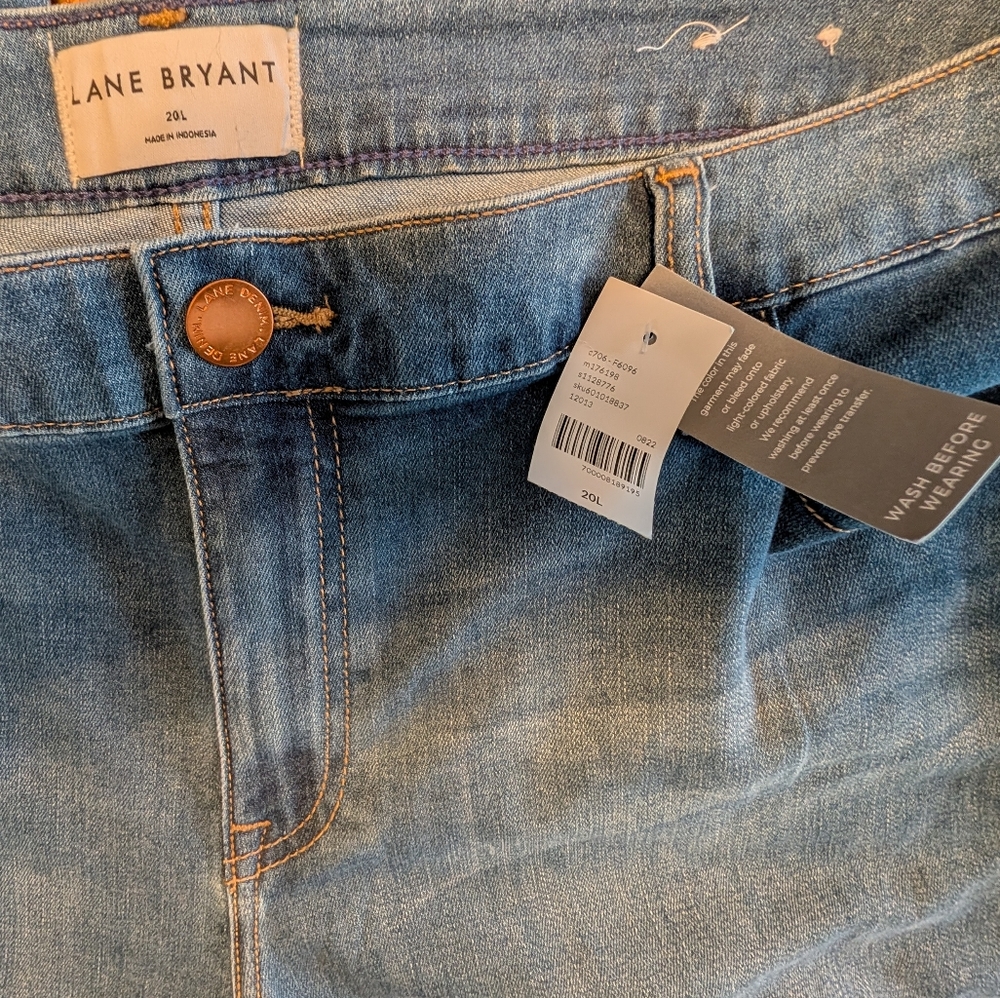 Lane Bryant Wide Leg Flare Jeans NWT - Picture 4 of 9